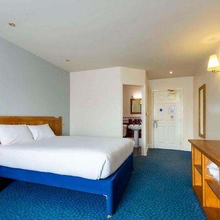 Ibis Budget Bromsgrove Buitenkant foto