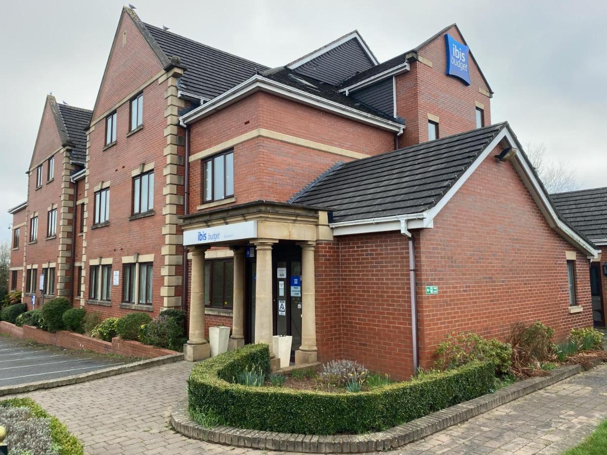 Ibis Budget Bromsgrove Buitenkant foto