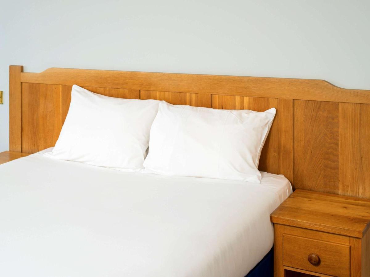 Ibis Budget Bromsgrove Buitenkant foto