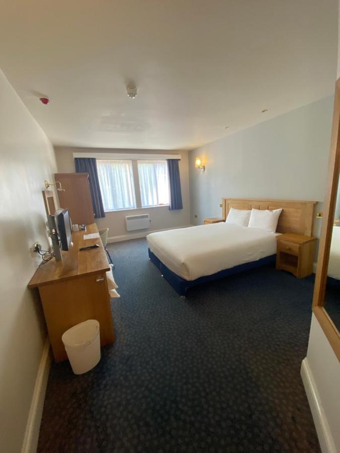 Ibis Budget Bromsgrove Buitenkant foto